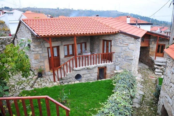 Outros Tempos Turismo De Aldeia Hotel Aricera Bagian luar foto